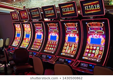 Online play casino roulette game